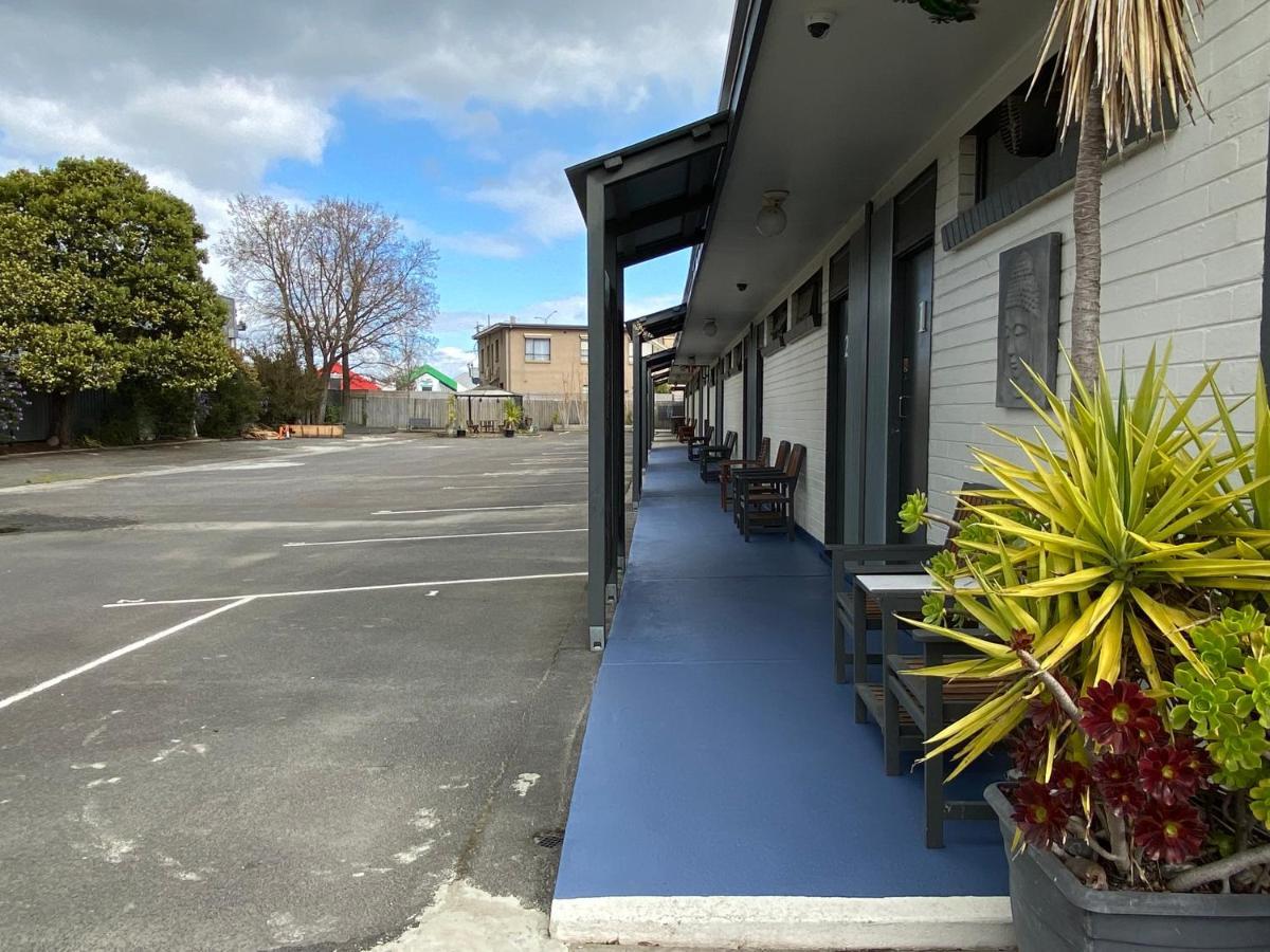 Mid Valley Motel Morwell Bagian luar foto