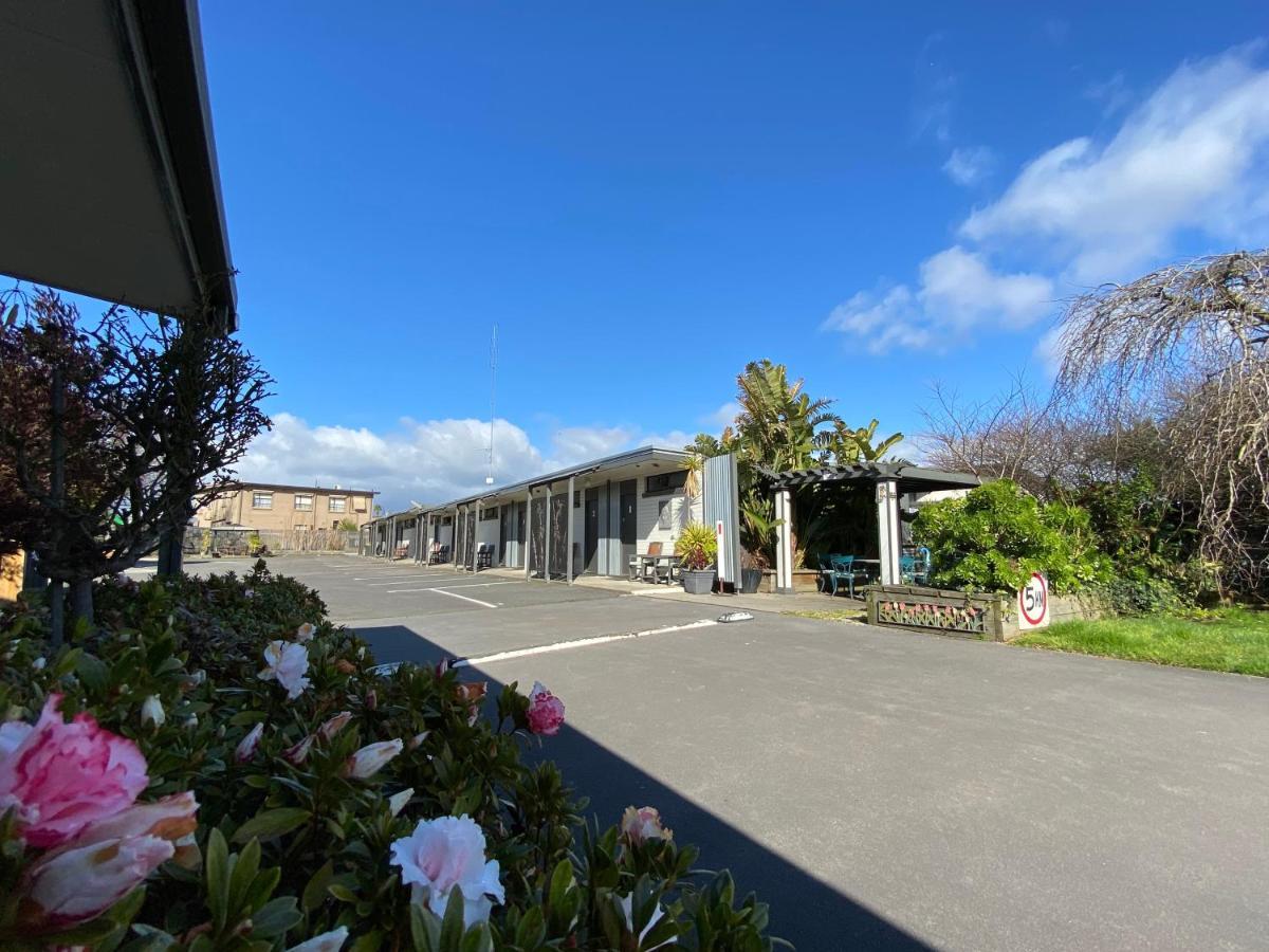 Mid Valley Motel Morwell Bagian luar foto