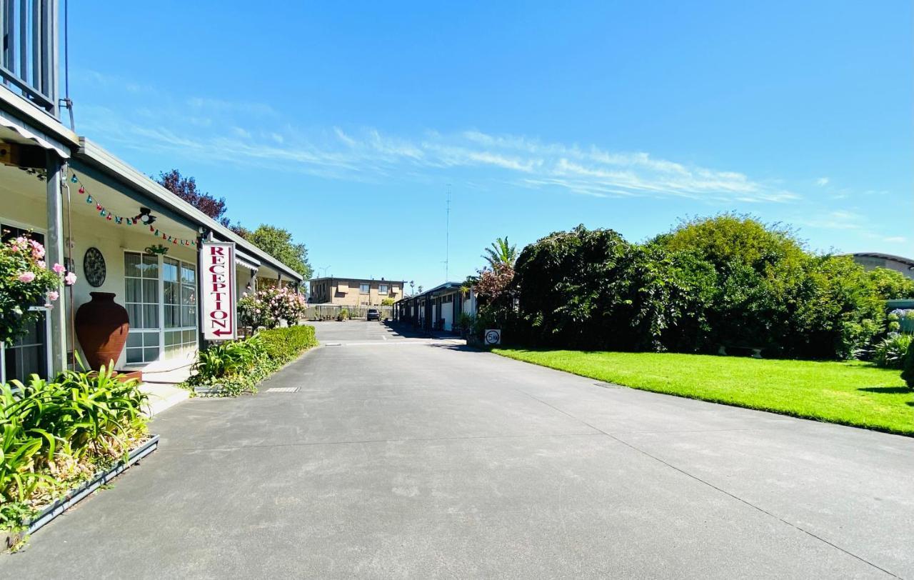 Mid Valley Motel Morwell Bagian luar foto