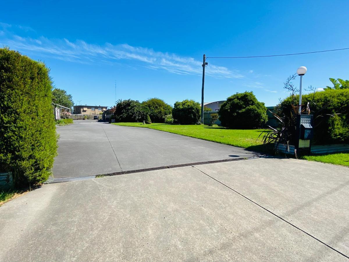 Mid Valley Motel Morwell Bagian luar foto