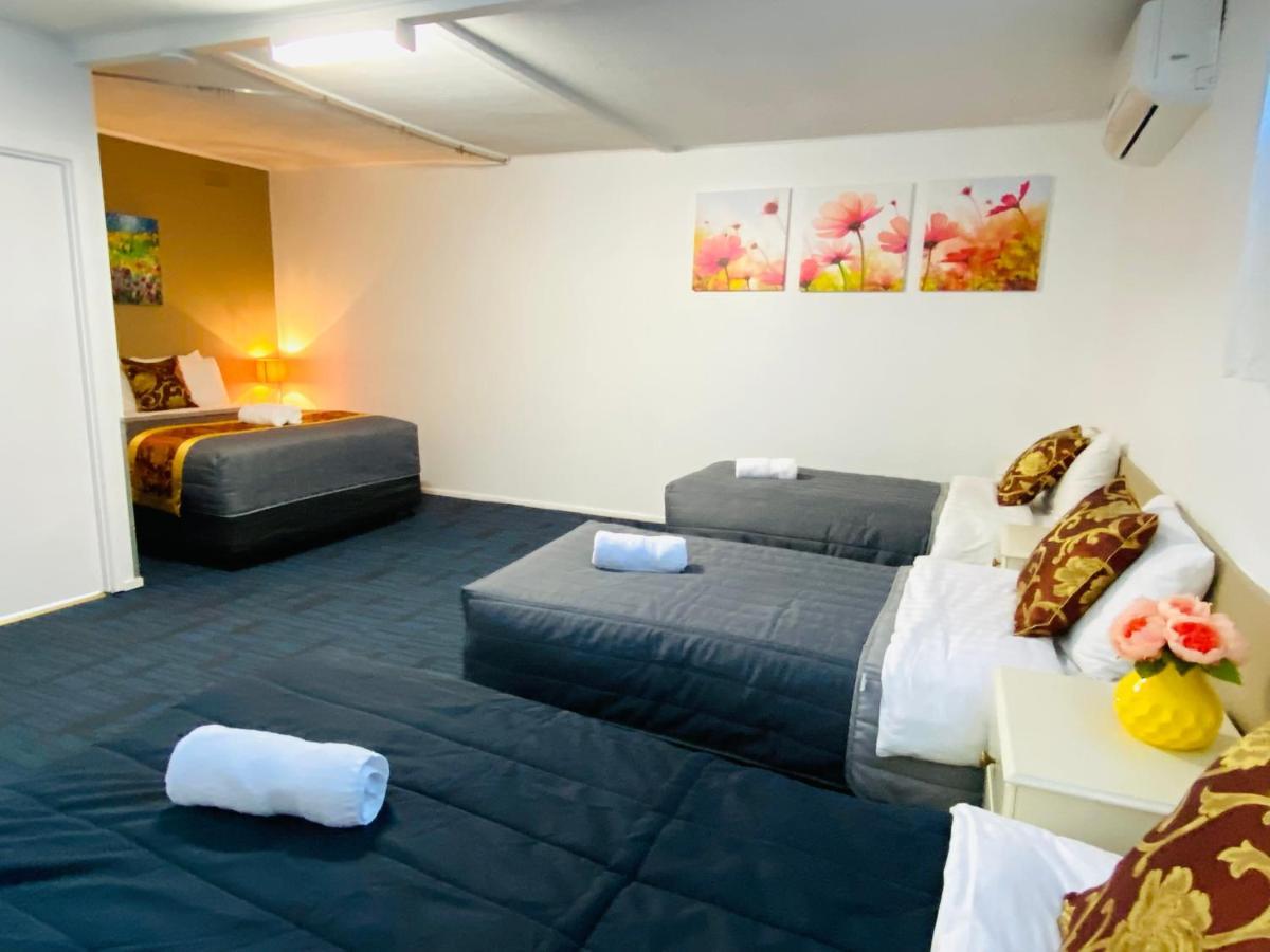 Mid Valley Motel Morwell Bagian luar foto
